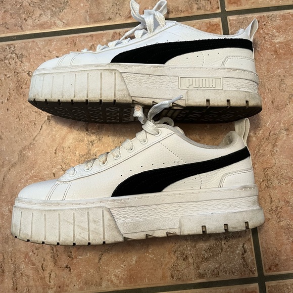 Puma Mayze Sneakers - Picture 4 of 5